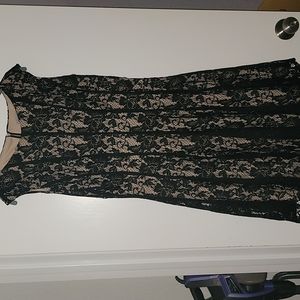 🖤Lovely Danny and Nicole black and nude dress sz 10🖤